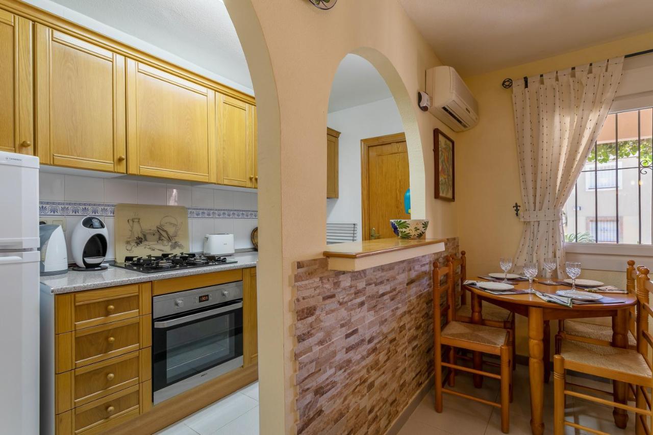 Heads 2 Holiday Homes Apartment Villamartin  Dış mekan fotoğraf