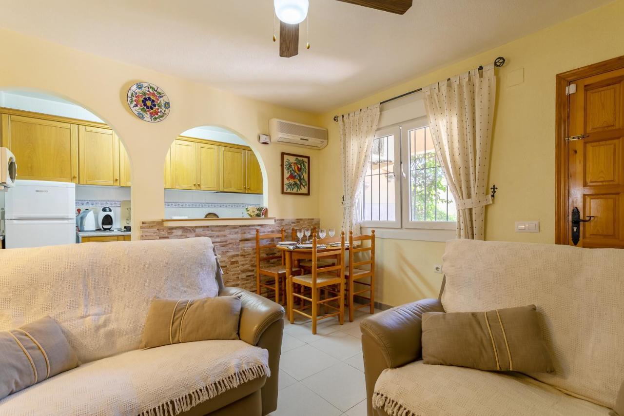 Heads 2 Holiday Homes Apartment Villamartin  Dış mekan fotoğraf