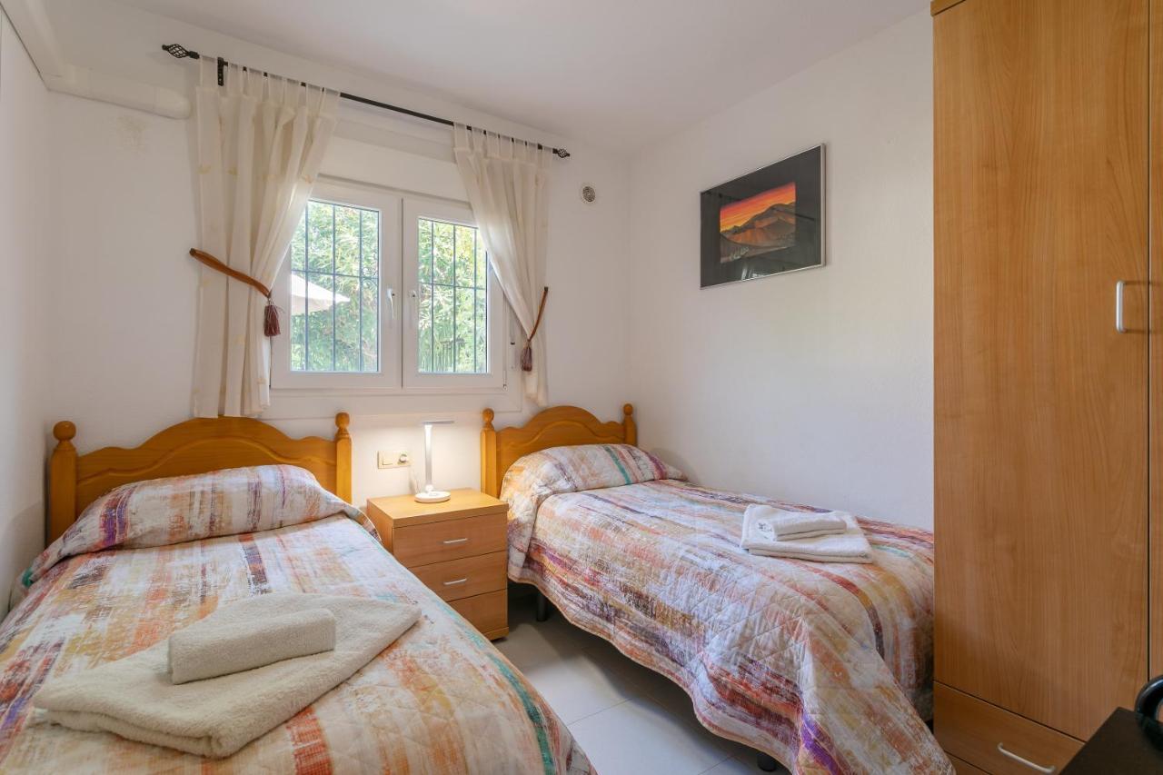 Heads 2 Holiday Homes Apartment Villamartin  Dış mekan fotoğraf