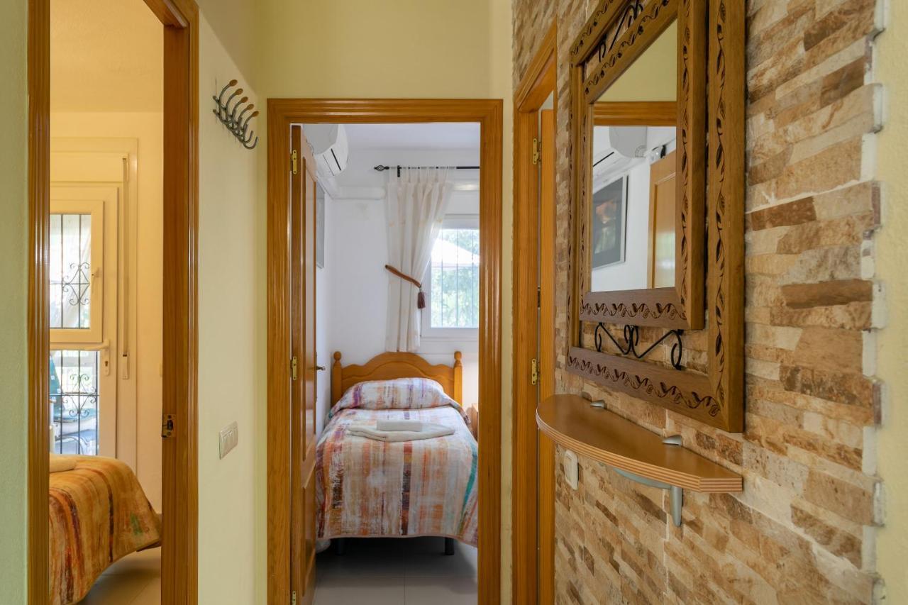 Heads 2 Holiday Homes Apartment Villamartin  Dış mekan fotoğraf