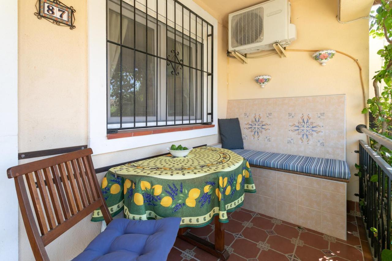 Heads 2 Holiday Homes Apartment Villamartin  Dış mekan fotoğraf